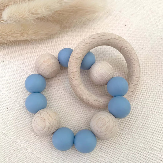 Blauwe Bijtring van Beukenhout en Silicone – Veilig en Zintuiglijk Speelgoed voor Baby