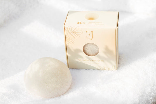 Witte konjac spons